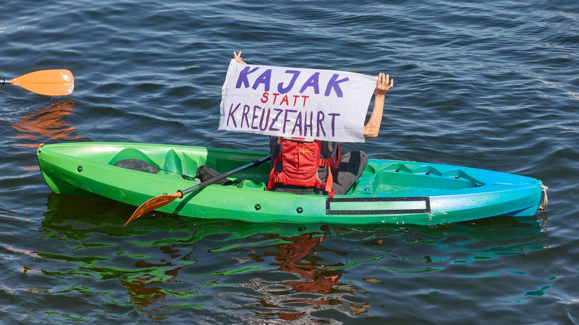 Protest gegen Kreuzfahrten