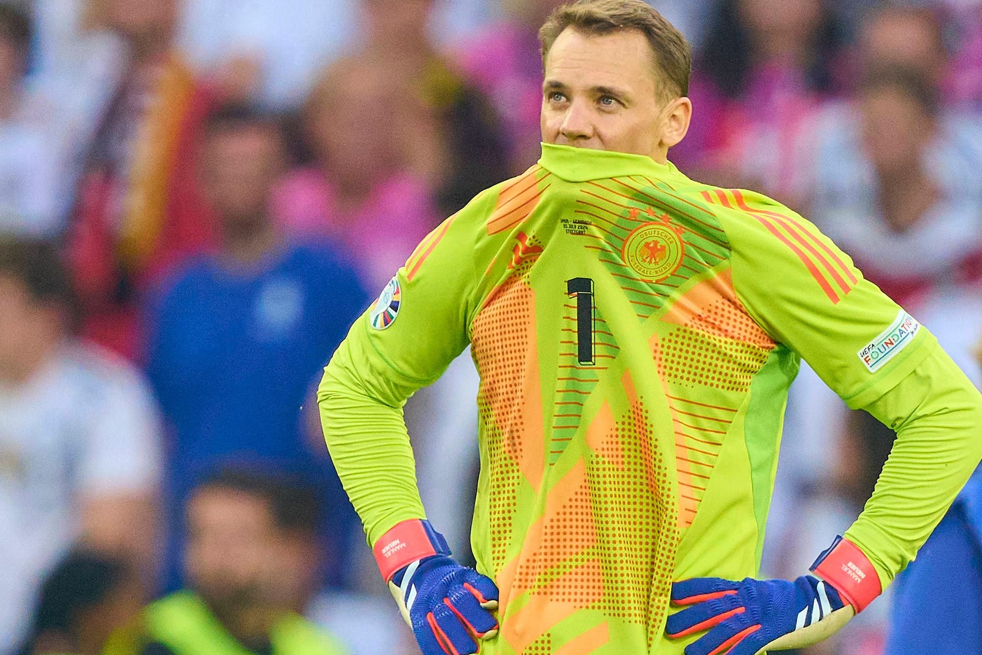 Manuel Neuer: Der Nationalkeeper ist mit der DFB-Elf ausgeschieden.