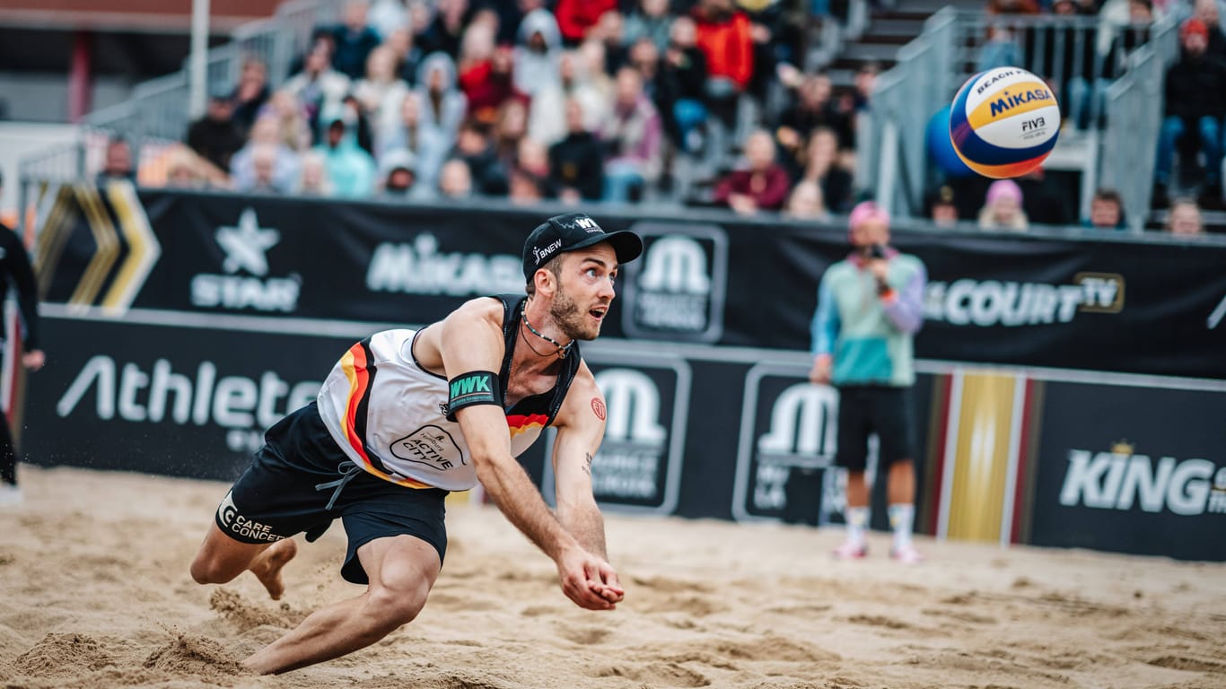 Zählt in Paris zum Kreis der Medaillenanwärter: der Starnberger Beachvolleyball-Profi Clemens Wickler.