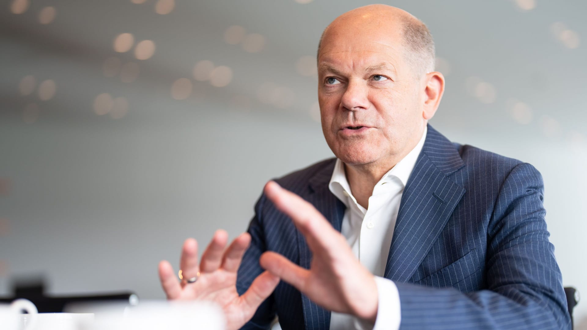 "Die Welt hat sich seither massiv verändert", sagt Kanzler Olaf Scholz.