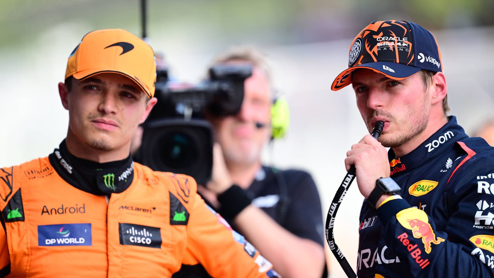 Lando Norris (links) und Max Verstappen: Die beiden könnten von guten Freunden zu erbitterten Rivalen werden.