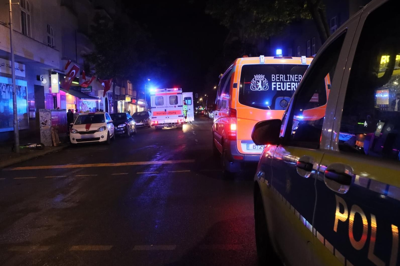 Der Einsatzort in Neukölln: Hier wurde ein Rettungssanitäter angegriffen.