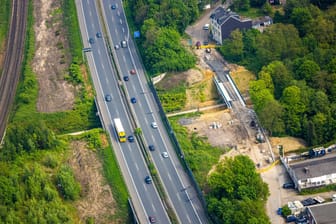 Baustelle an der A43 (Archivfoto): Die Autobahn wird am letzten Juli-Wochenende gesperrt.