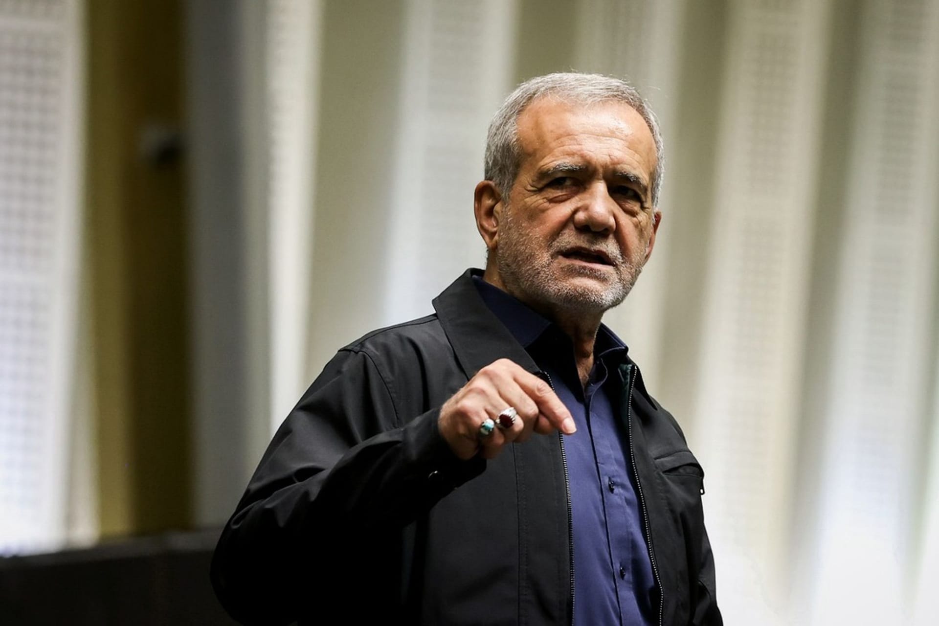 Irans Präsident Peseschkian