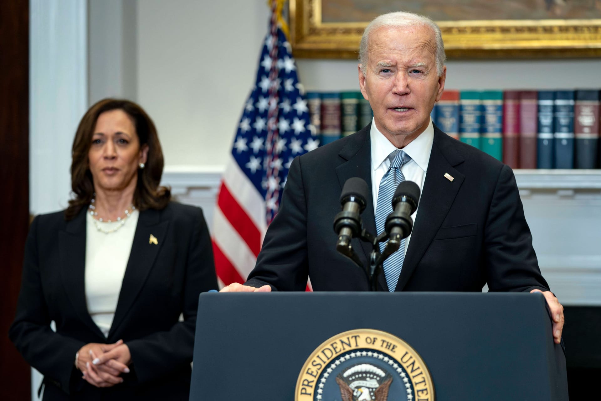 Kamala Harris und Joe Biden (Archivbild): Nach Bekanntgabe seines Rückzugs warb er für seine aktuelle Vizepräsidentin.