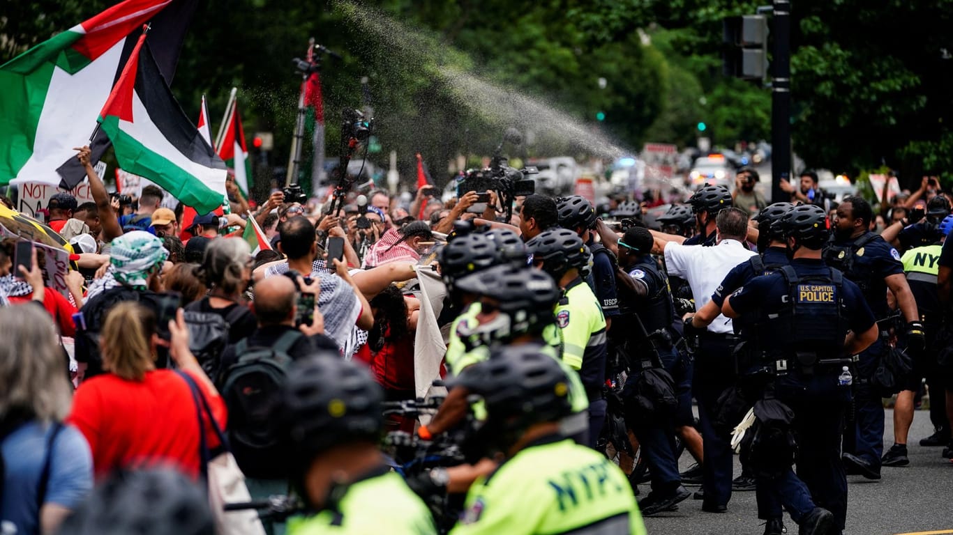 ISRAEL-PALESTINIANS/USA-NETANYAHU-PROTESTS