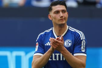 Yusuf Kabadayi im Schalke.-Trikot: Der Offensivspieler war in der vergangenen Saison vom FC Bayern ausgeliehen.