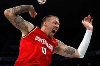 Daniel Theis: Der NBA-Profi kämpft bei Olympia mit der deutschen Nationalmannschaft um eine Medaille.