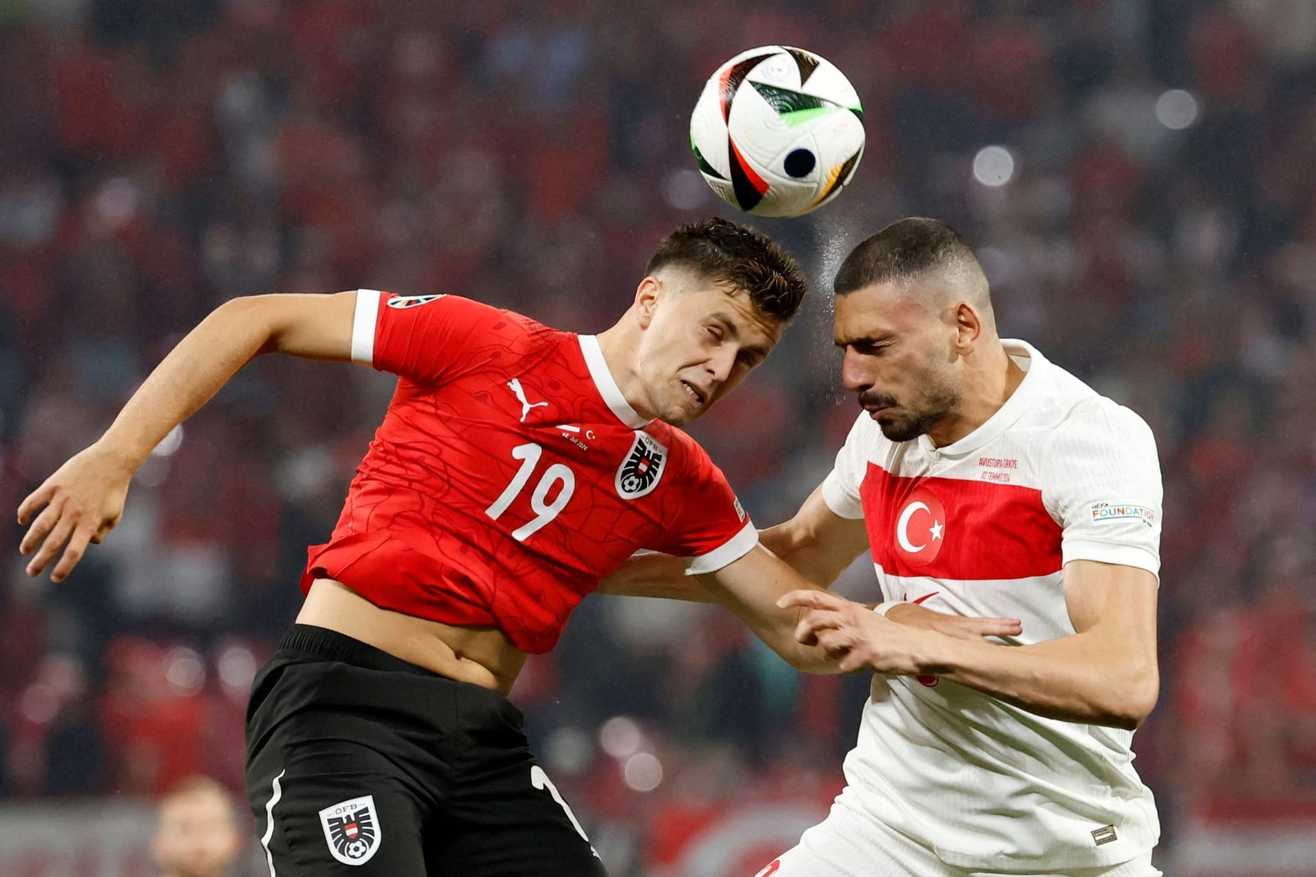 SOCCER-EURO-AUT-TUR/REPORT