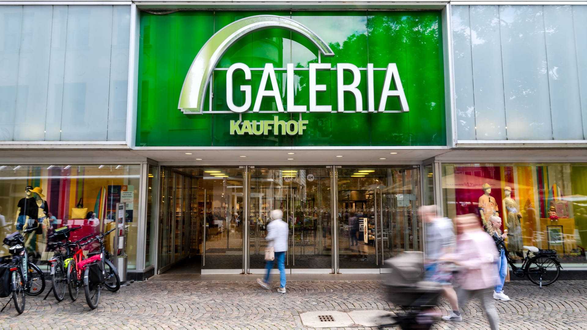 Eine Filiale von Galeria Kaufhof: Die Kaufhauskette kämpft seit Jahren immer wieder gegen die Pleite.