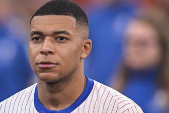 Kylian Mbappé: Der Stürmer will sich offenbar breit aufstellen.