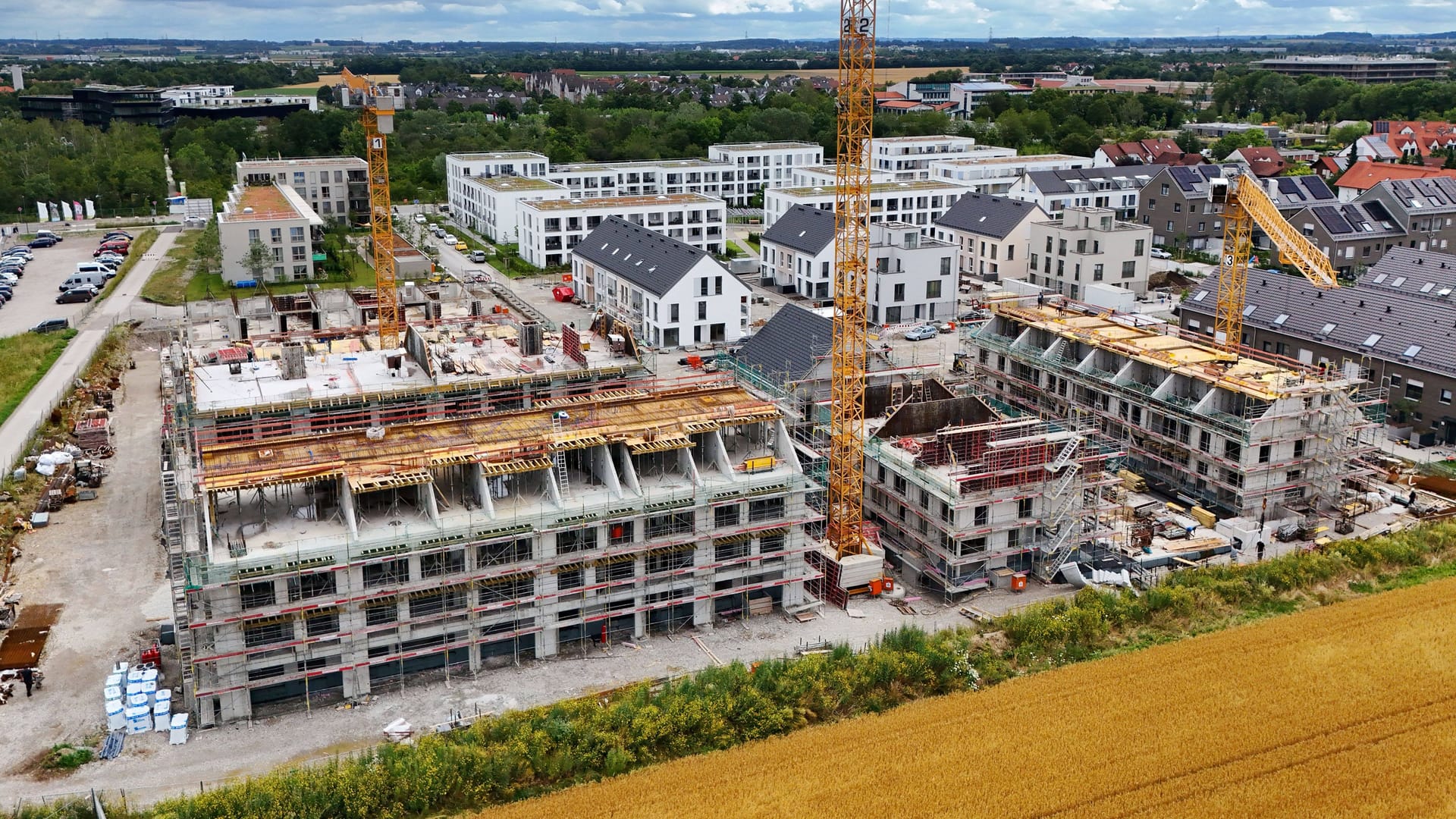 Ein Neubauprojekt bei München: Der Wohnungsbau wird in Deutschland wohl stark zurückgehen.