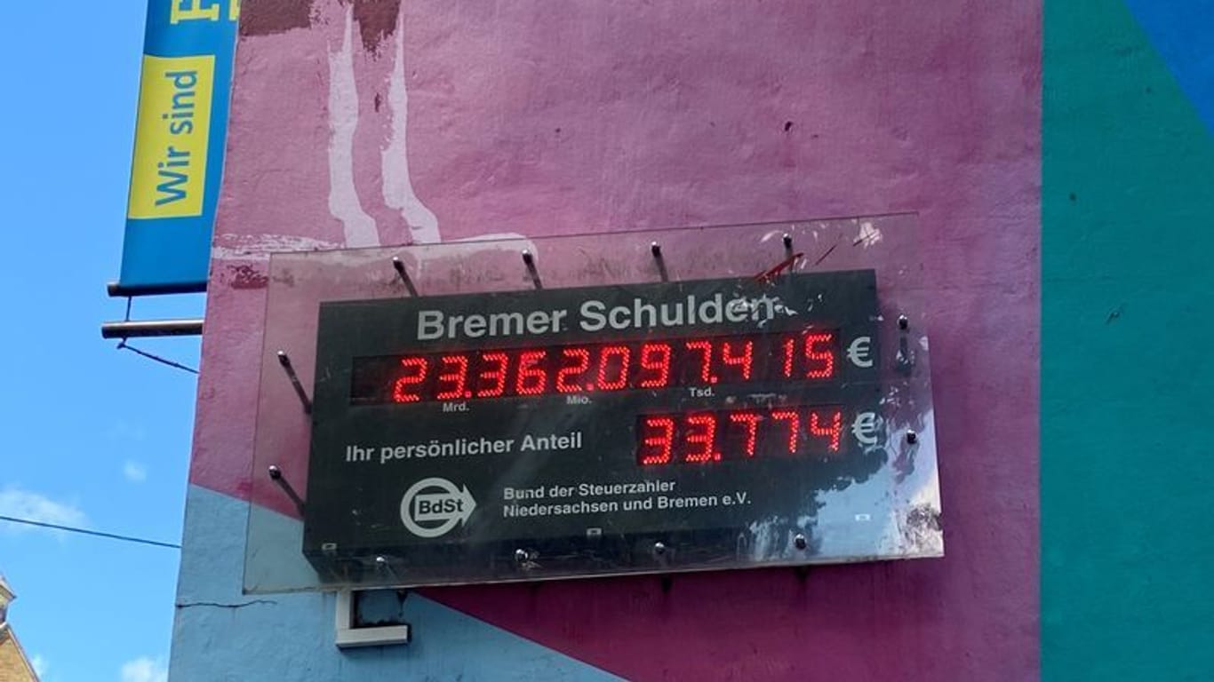 Die Bremer Schuldenuhr läuft seit vergangener Woche wieder.