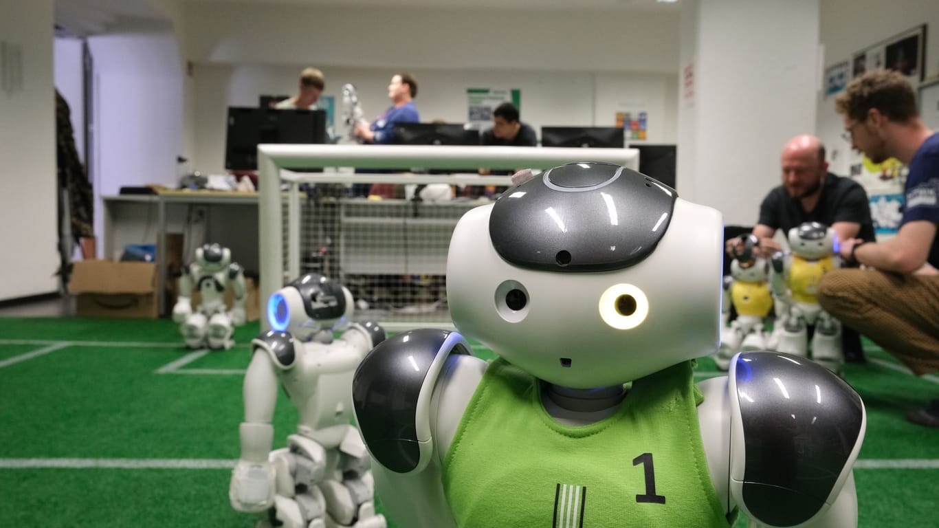 Leipziger Studenten bei Roboter-Fußball-WM