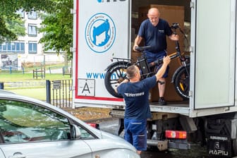 Fahrradkauf per Internet: In der Regel kommen die Räder der Versender vormontiert zu den Kunden.