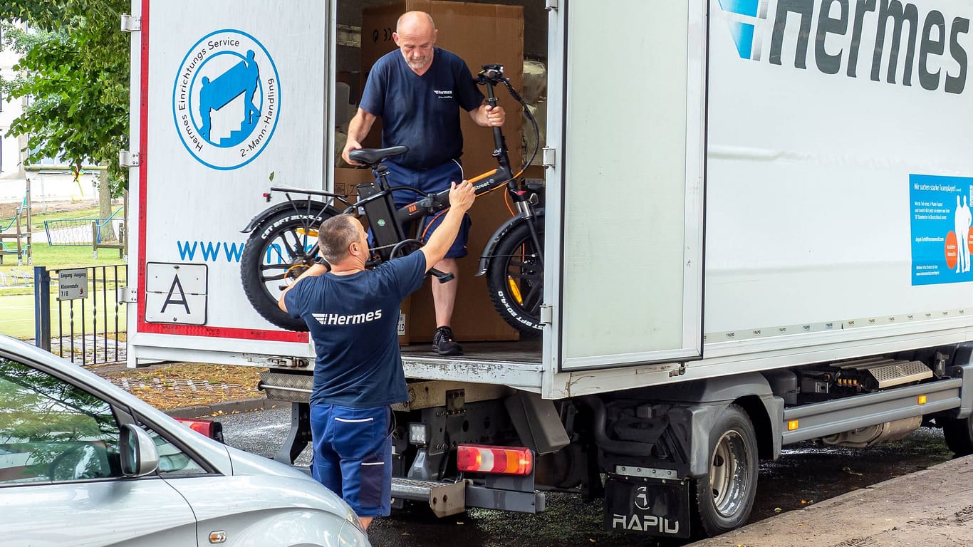 Fahrradkauf per Internet: In der Regel kommen die Räder der Versender vormontiert zu den Kunden.