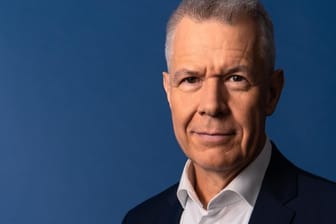 Peter Kloeppel: Seit 1992 führte der Journalist durch "RTL aktuell"