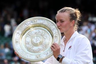 Barbora Krejčíková: Sie hat Wimbledon gewonnen.