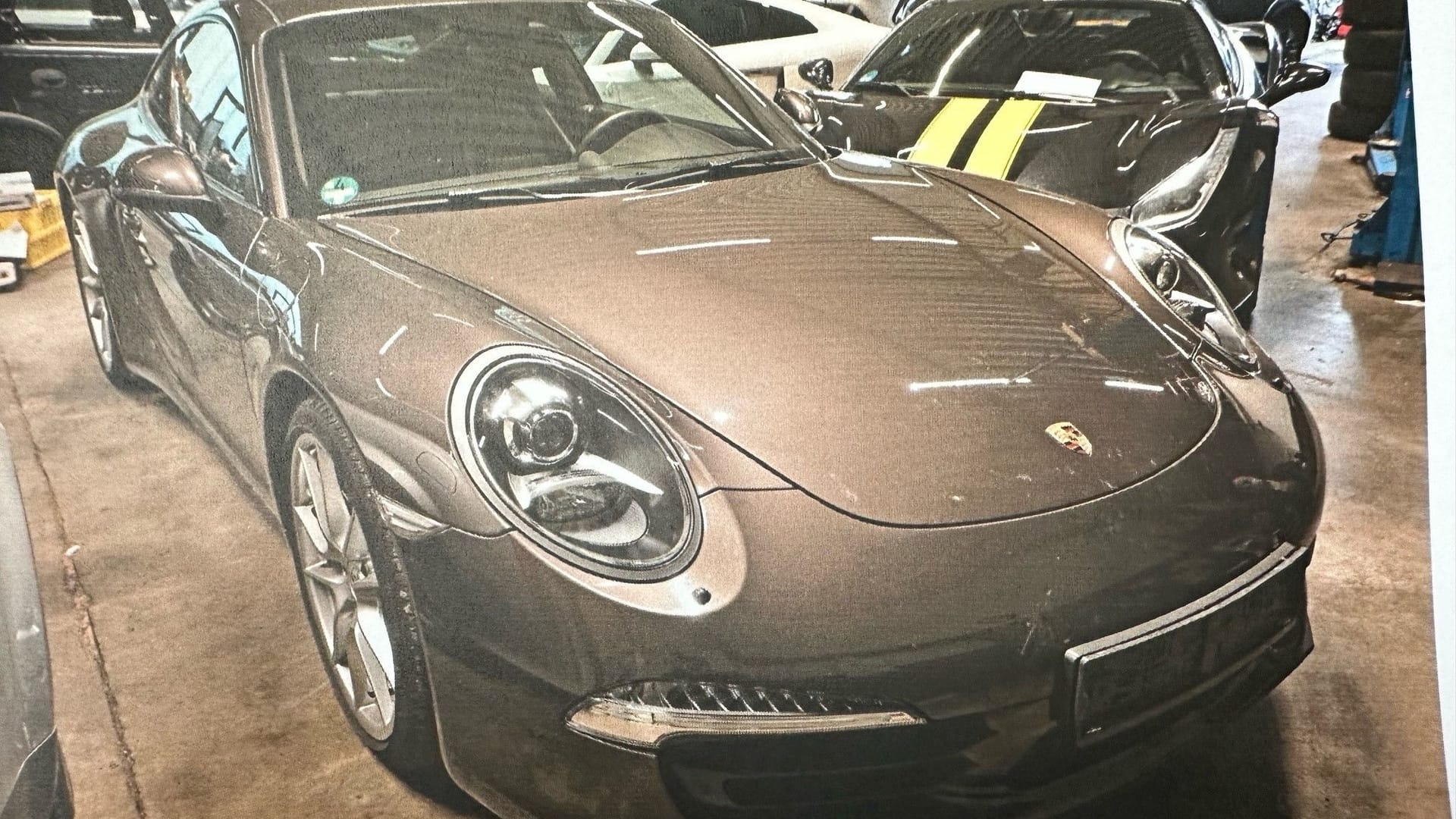 Dieser Porsche 911 wurde in Köln gestohlen: Nun schnappte die Polizei zu und nahm drei Männer fest.