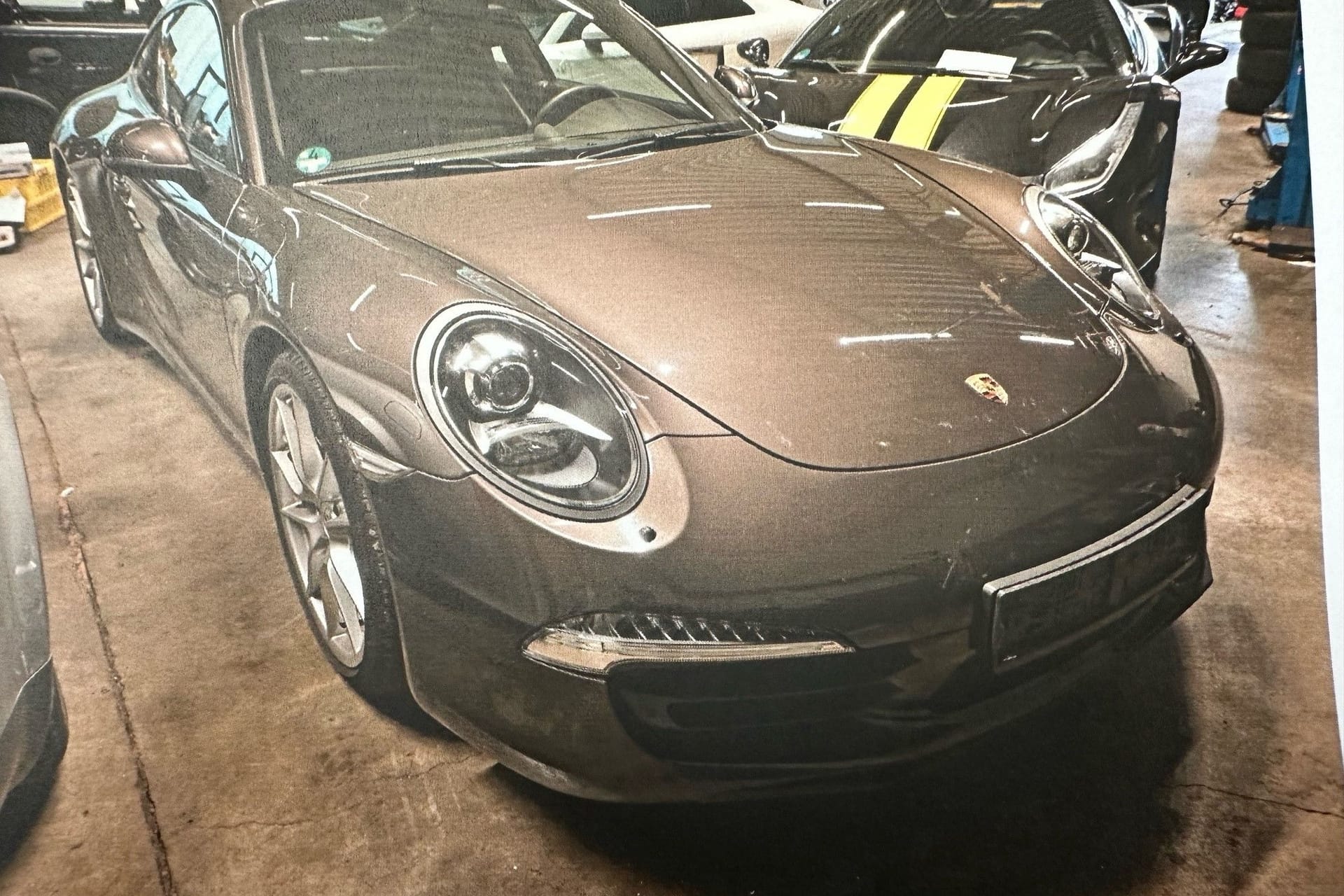 Dieser Porsche 911 wurde in Köln gestohlen: Nun schnappte die Polizei zu und nahm drei Männer fest.