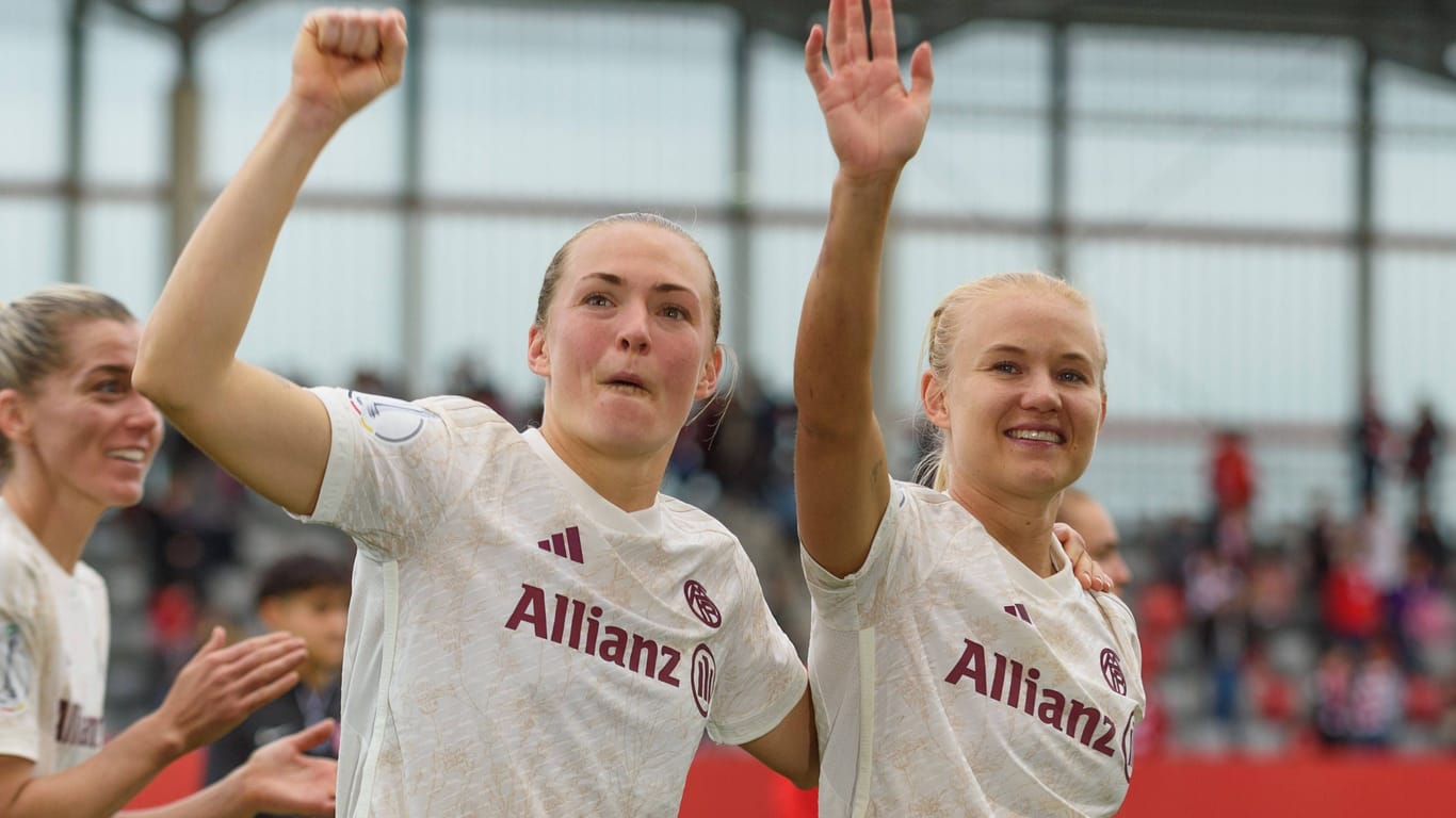 Pernille Harder (r.) und Magdalena Eriksson: Die beiden haben sich verlobt.