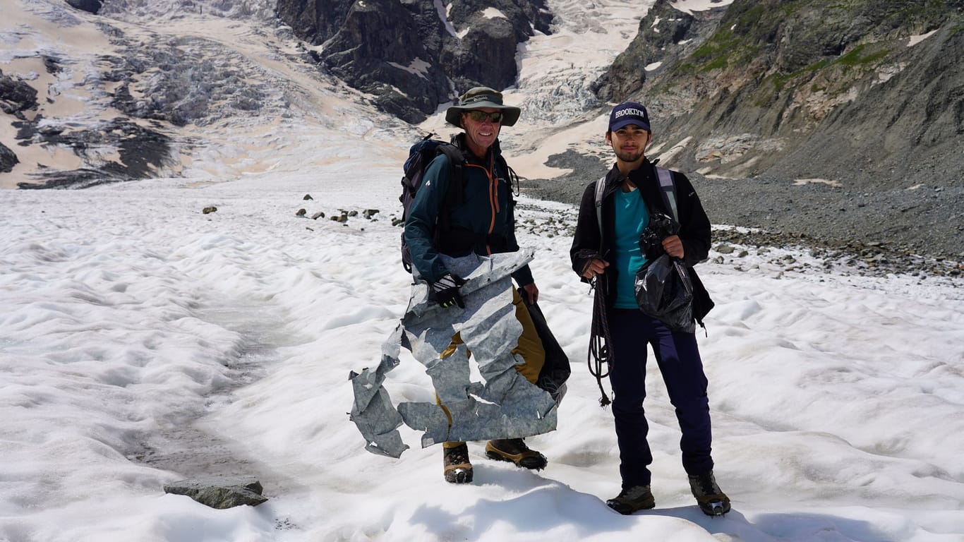 Müllsammelaktion auf dem Gletscher