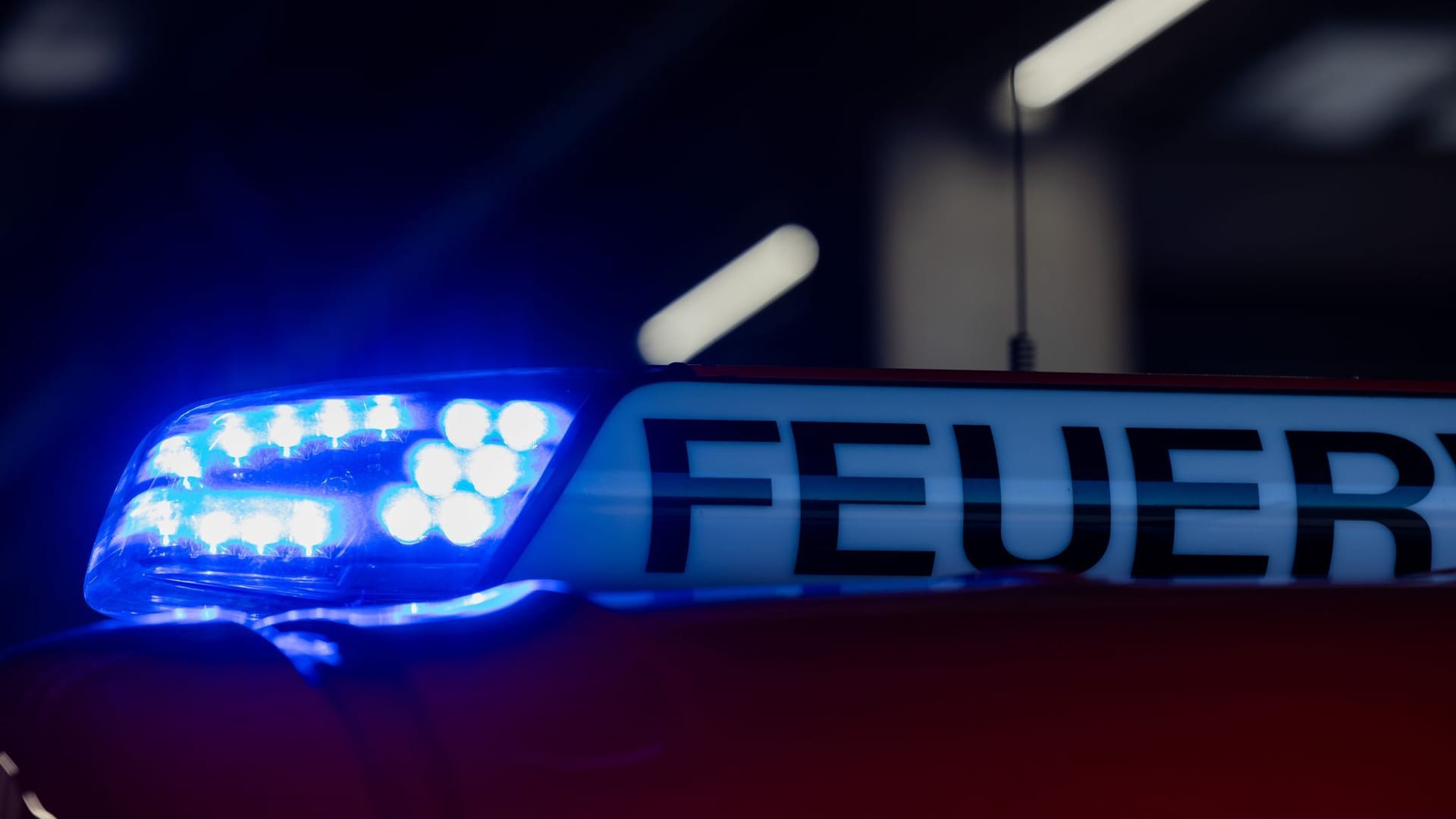 Feuerwehr bei Einsatz Feuerwehr bei Einsatz