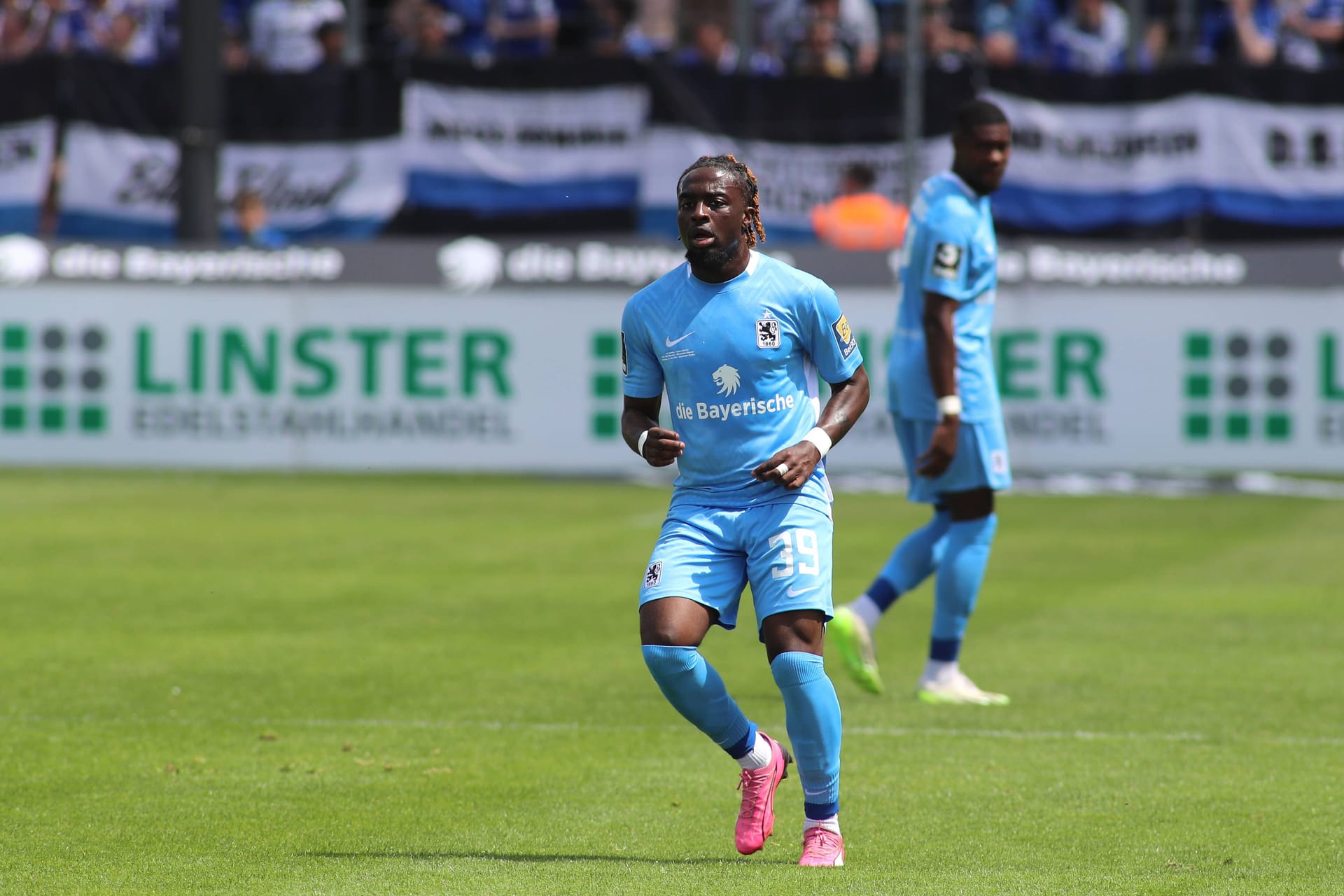 Eliot Muteba: Der Flügelstürmer verpasste durch seine Teilnahme am COSAFA Cup das Trainingslager von 1860 München.