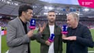 Michael Ballack (l.), Shkodran Mustafi (m.) und Johannes B. Kerner diskutieren über das Spiel: Die Partie gegen Spanien endete mit einer Niederlage.