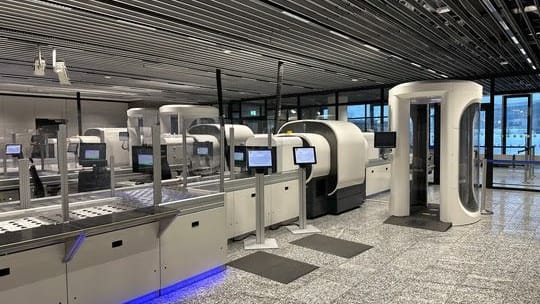 Neue Gepäckscanner am Frankfurter Flughafen.