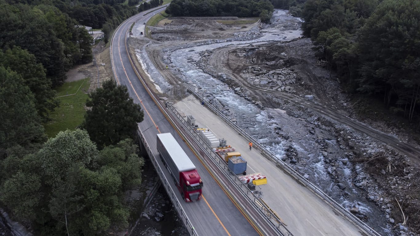 Nach Unwettern - Alpenautobahn A13 wiedereröffnet