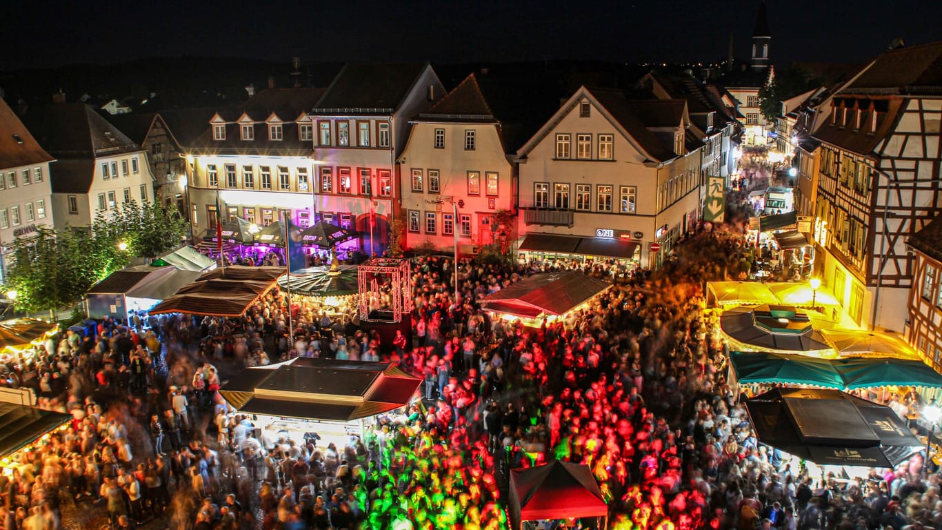 "Klein-Portugal" mitten in Hessen: Das traditionelle Winzerfest in Groß-Umstadt