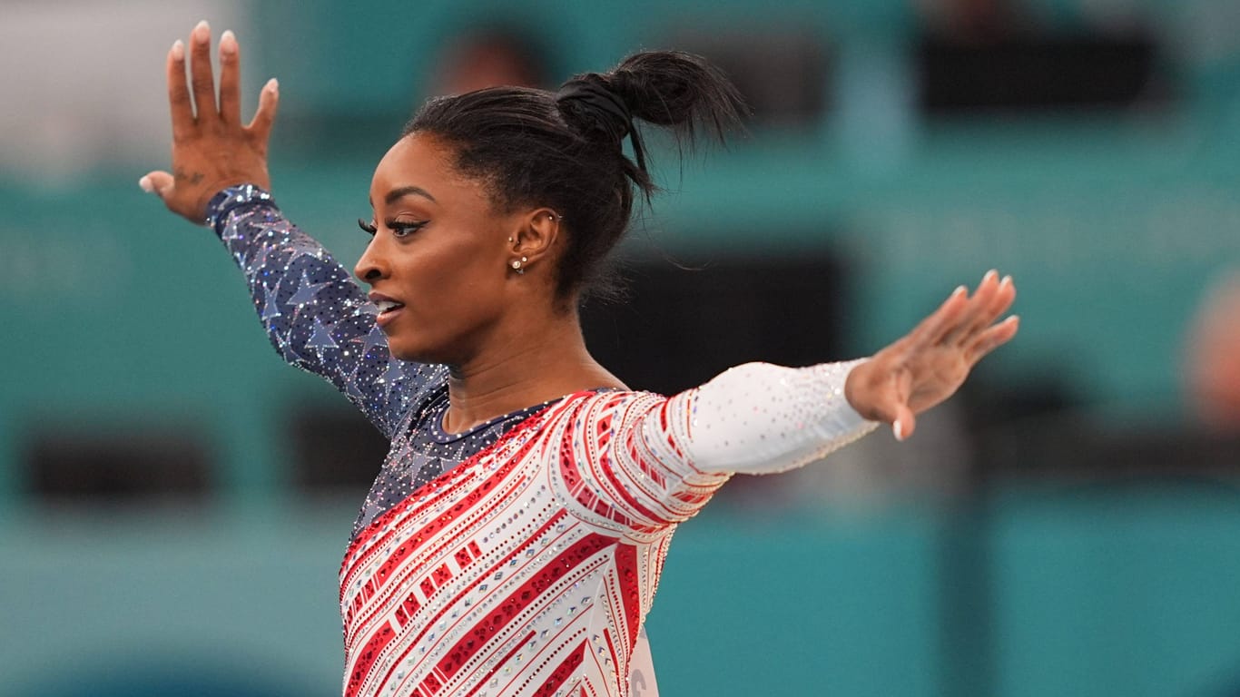 Simone Biles: Die US-Turnerin hat Gold mit dem Team gewonnen.