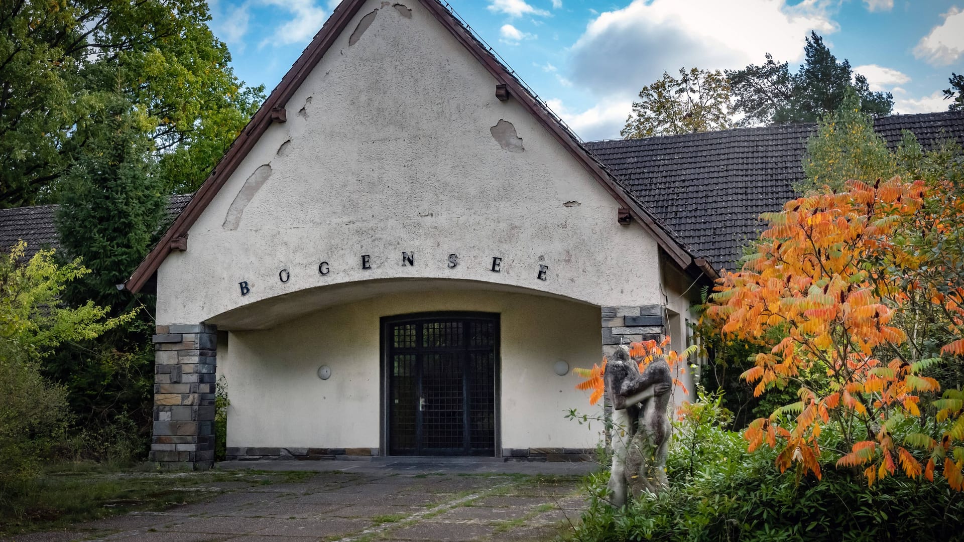 Gebäudekomplex am Bogensee (Archivbild): Zu Zeiten der DDR war hier eine Hochschule der Freien Deutschen Jugend (FDJ) untergebracht.