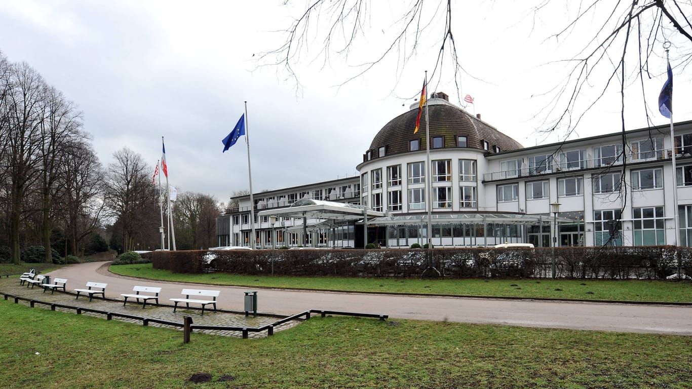 Das Bremer Parkhotel (Archivfoto): Am markanten Gebäude soll die Tat geschehen sein.