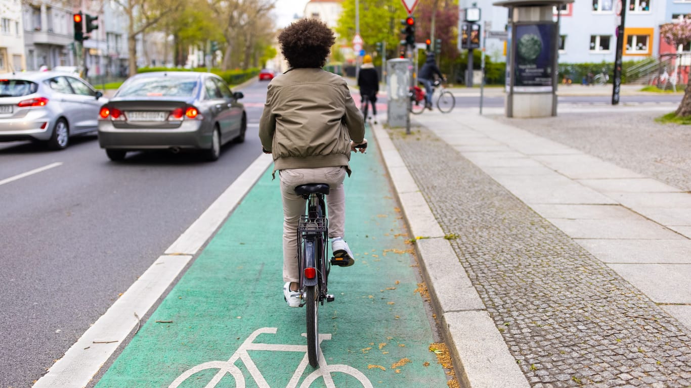 Berlin: Der Senat hat angekündigt, den Ausbau der Radschnellwege größtenteils nicht weiter zu verfolgen.