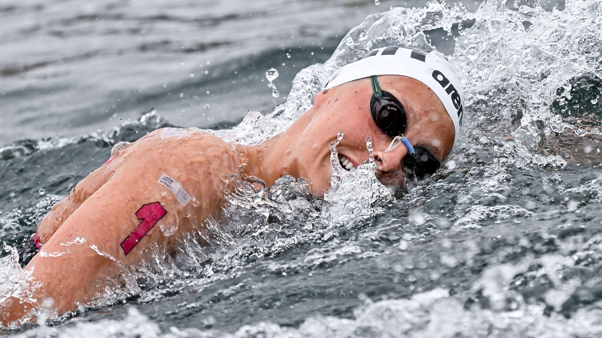 Leonie Beck: Die deutsche Freiwasserschwimmerin hat sich für den Wettbewerb in Paris in der Seine qualifiziert.