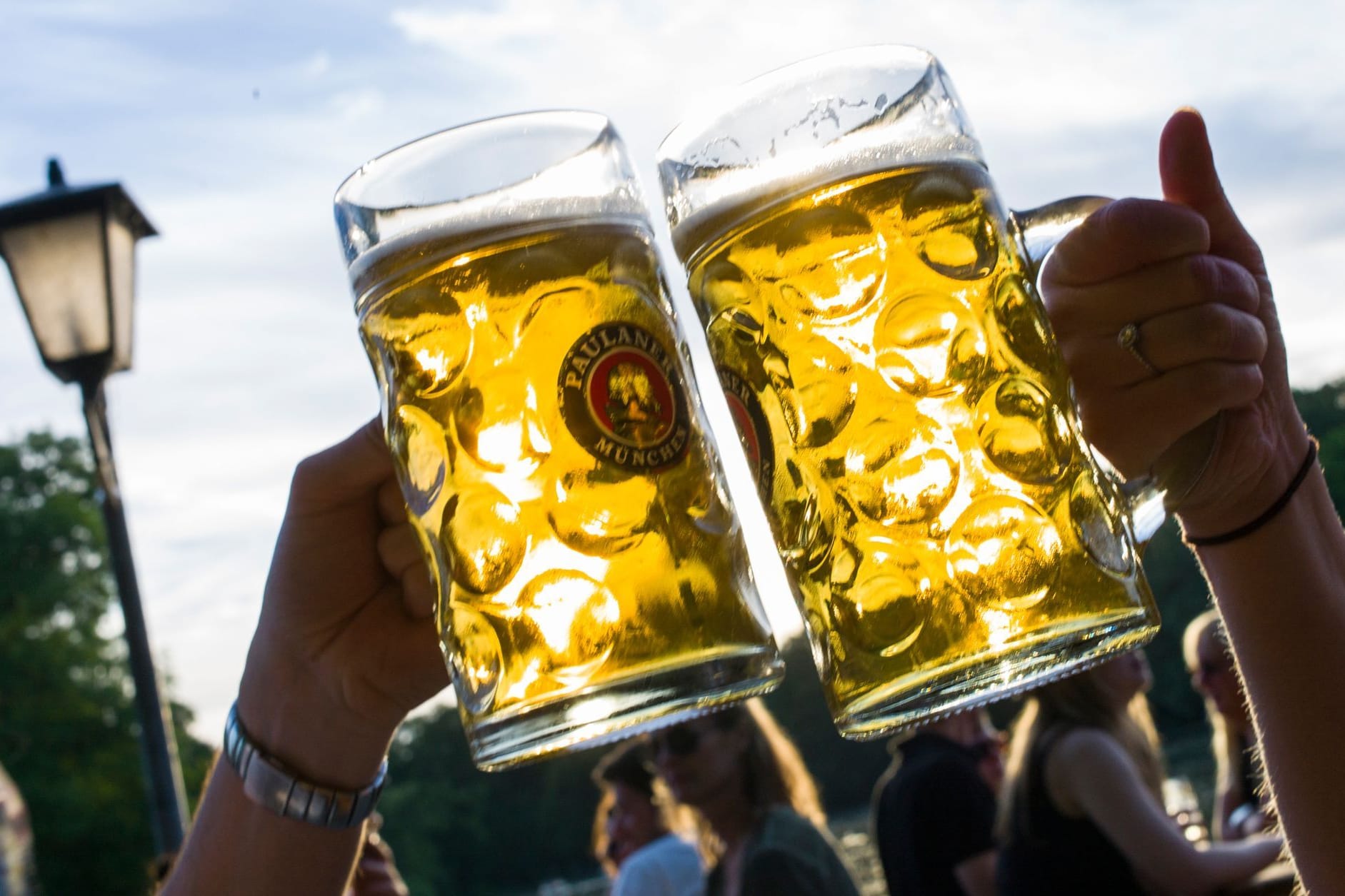 Alkoholfreier Biergarten «Die Null» eröffnet in München