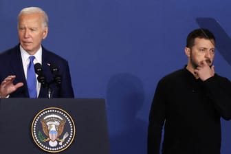 Präsident Joe Biden nennt Präsident Wolodymyr Selenskyj auf Nato-Gipfel Präsident Putin