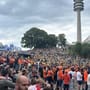 EM in München: Niederlande-Fans feiern in der Fan Zone | Newsblog