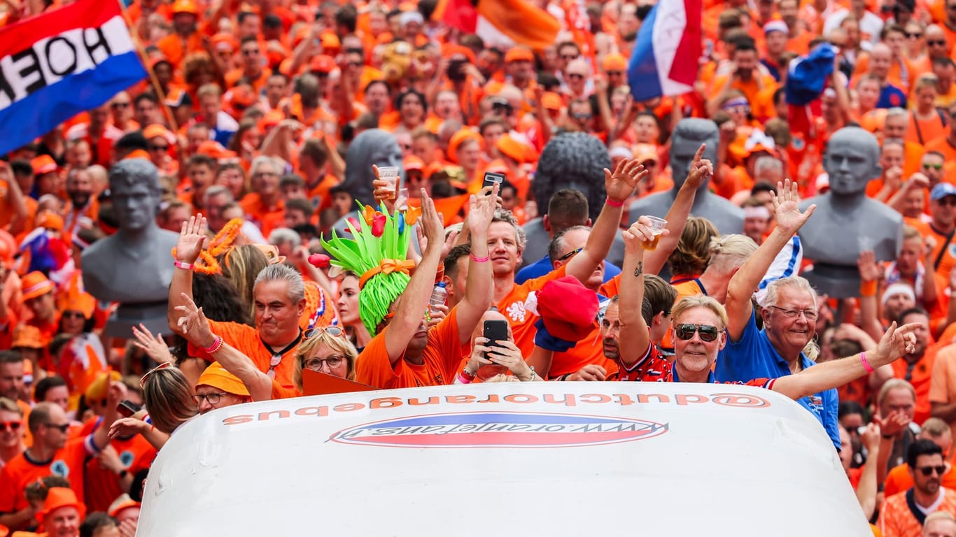 Niederländische Fans bei der EM
