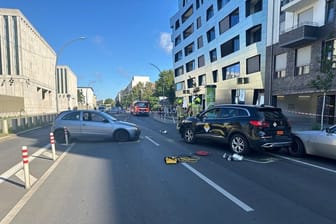 Autounfall Berlin Chausseestraße