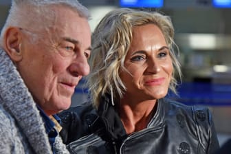 Heinz Hoenig und seine Ehefrau Annika Kärsten-Hoenig: Der Schauspieler liegt seit mehreren Wochen im Krankenhaus.