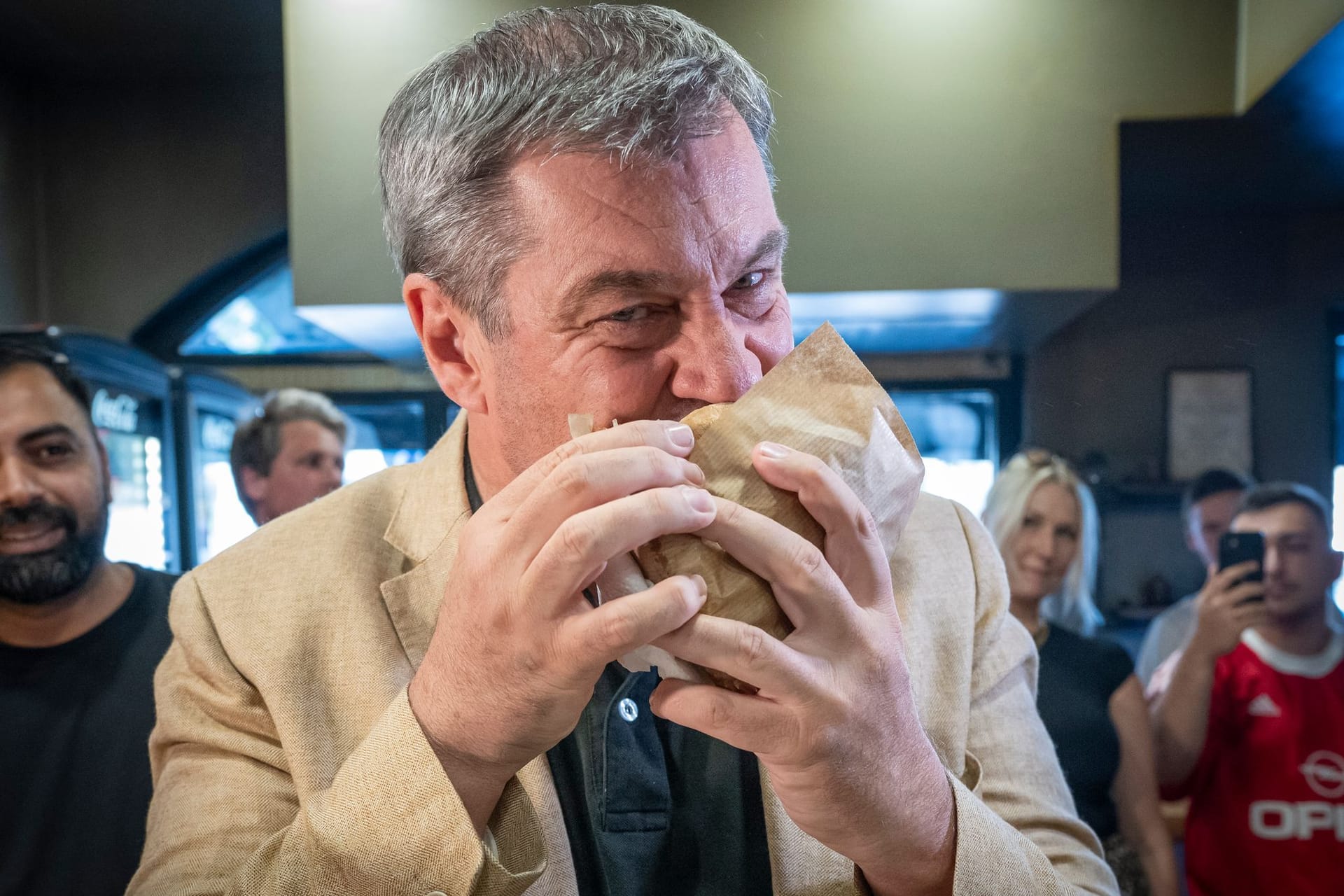 Söder lädt zum Döner-Essen