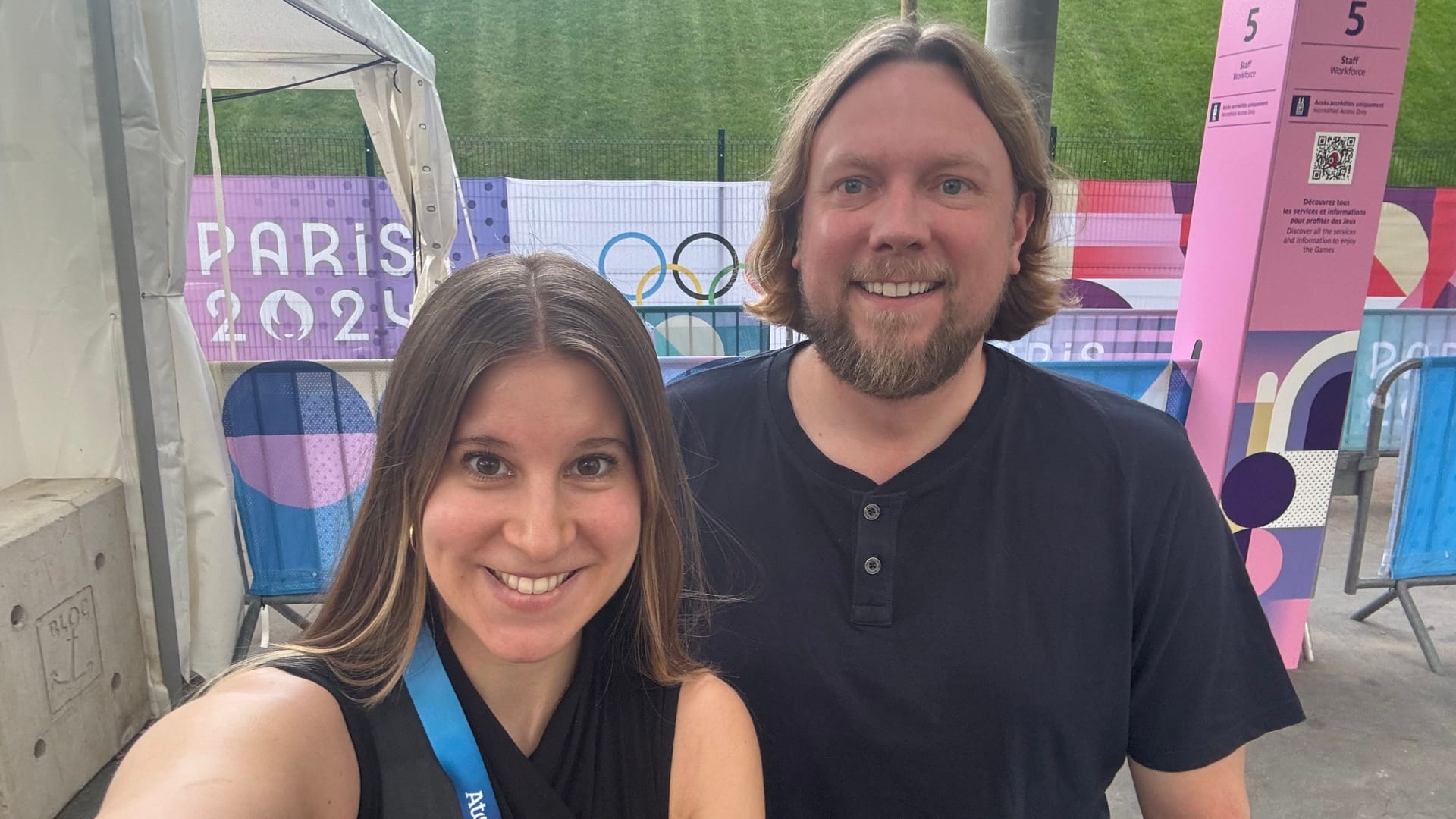 Melanie Muschong (l.) und Alexander Kohne: Die beiden sind für t-online als Reporter bei den Olympischen Spielen vor Ort.