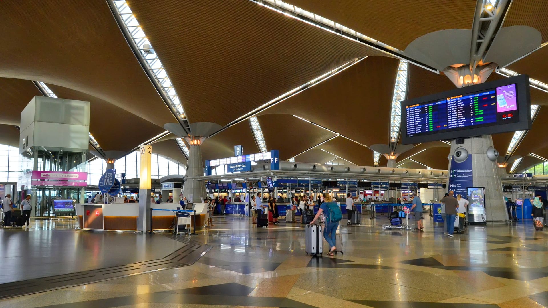 Der Flughafen Kuala Lumpur (Archivbild). Auf dem größten Flughafen in Malaysia gab es einen Chemieunfall.