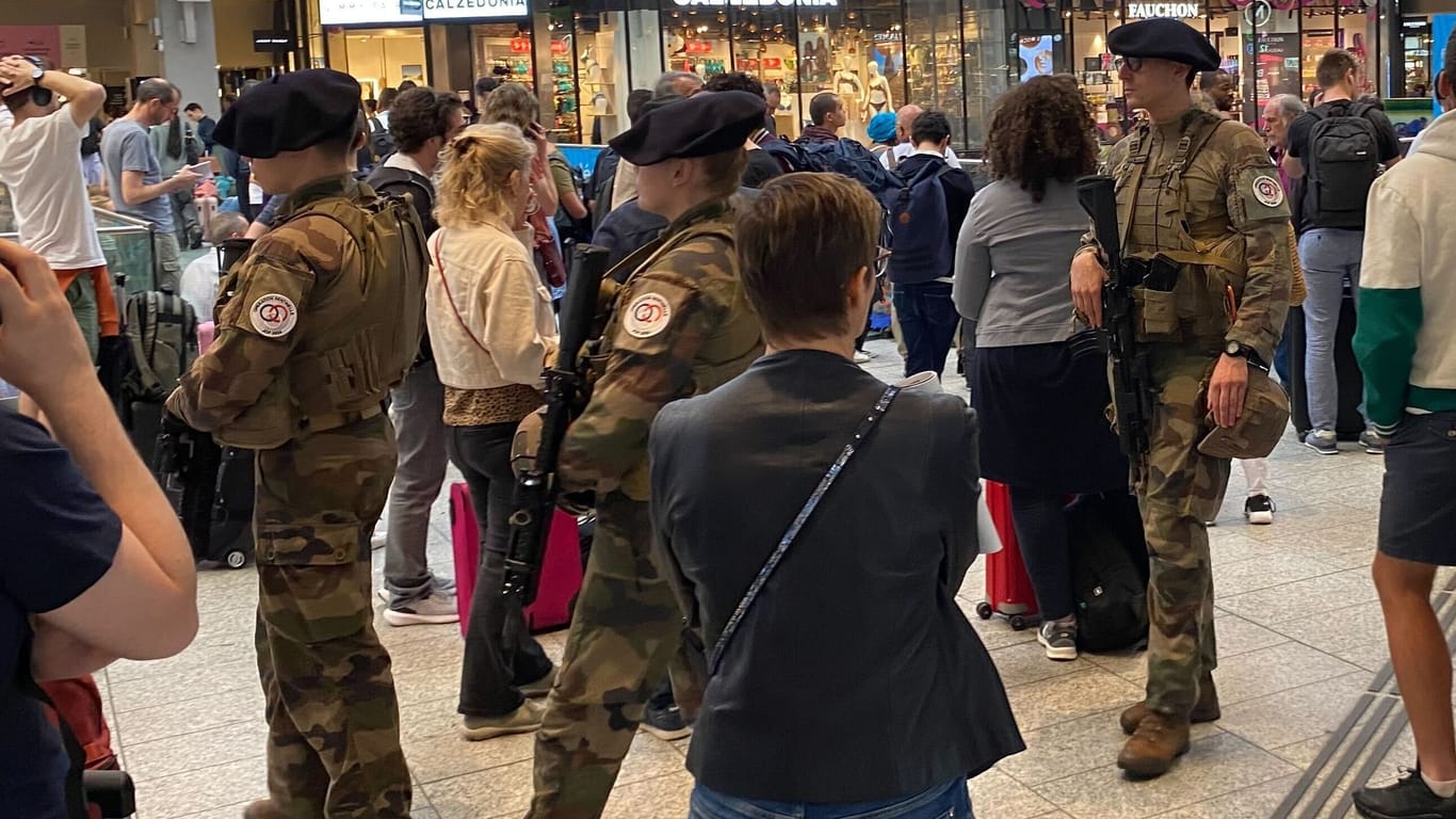 Erhöhte Alarmbereitschaft am Gare de Montparnasse: Die französischen Behörden sind beunruhigt.