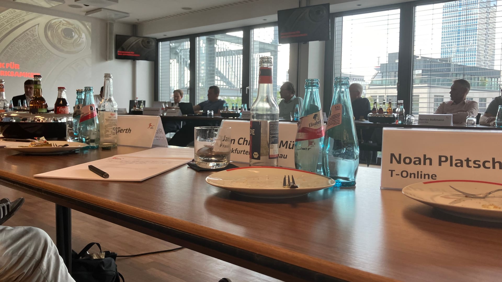 Treffen von Medienvertretern mit der DFL-Spitze am Donnerstag in Frankfurt.