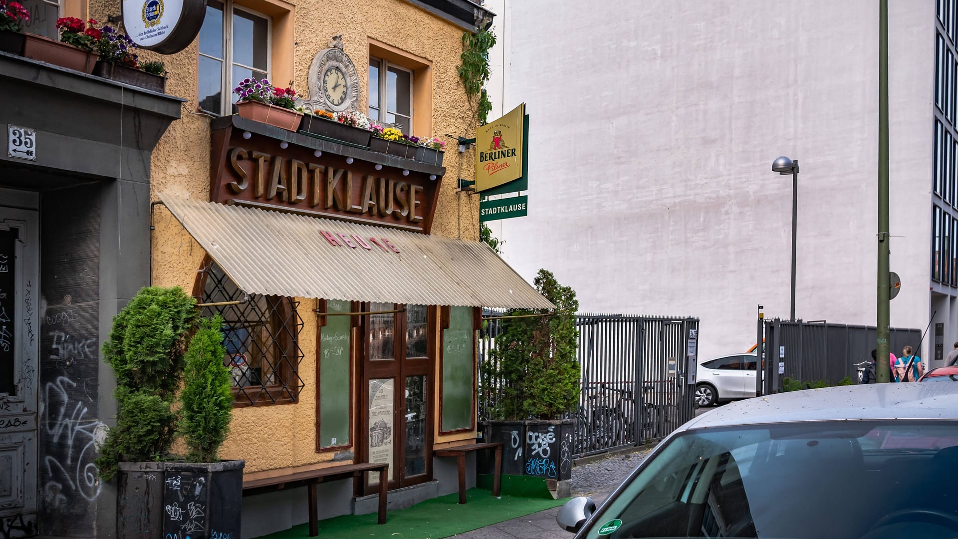 Die "Stadtklause" in Berlin-Kreuzberg: Nach fast 20 Jahren musste die Traditionskneipe schließen, weil der Vermieter einen befristeten Mietvertrag nicht verlängerte.