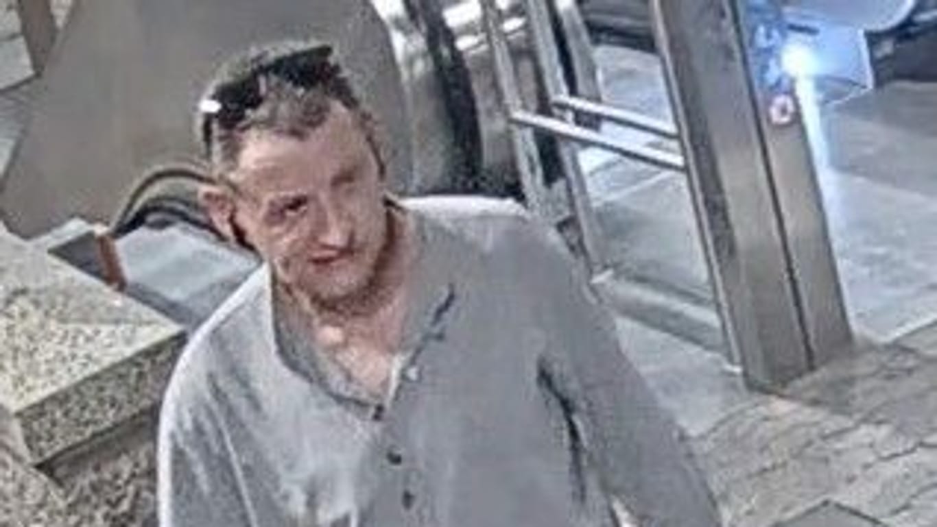 Dieser Mann war auf dem Weg nach Nürnberg, als es Ende Juni in einer S-Bahn zu einem Vorfall kam.